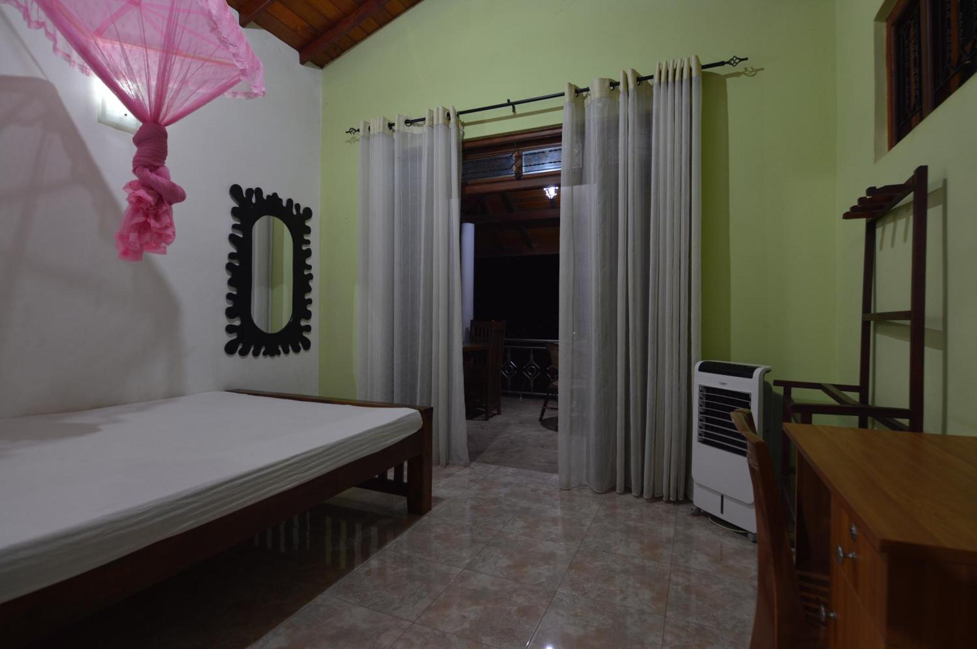 Binara Home Stay Polonnaruwa Buitenkant foto
