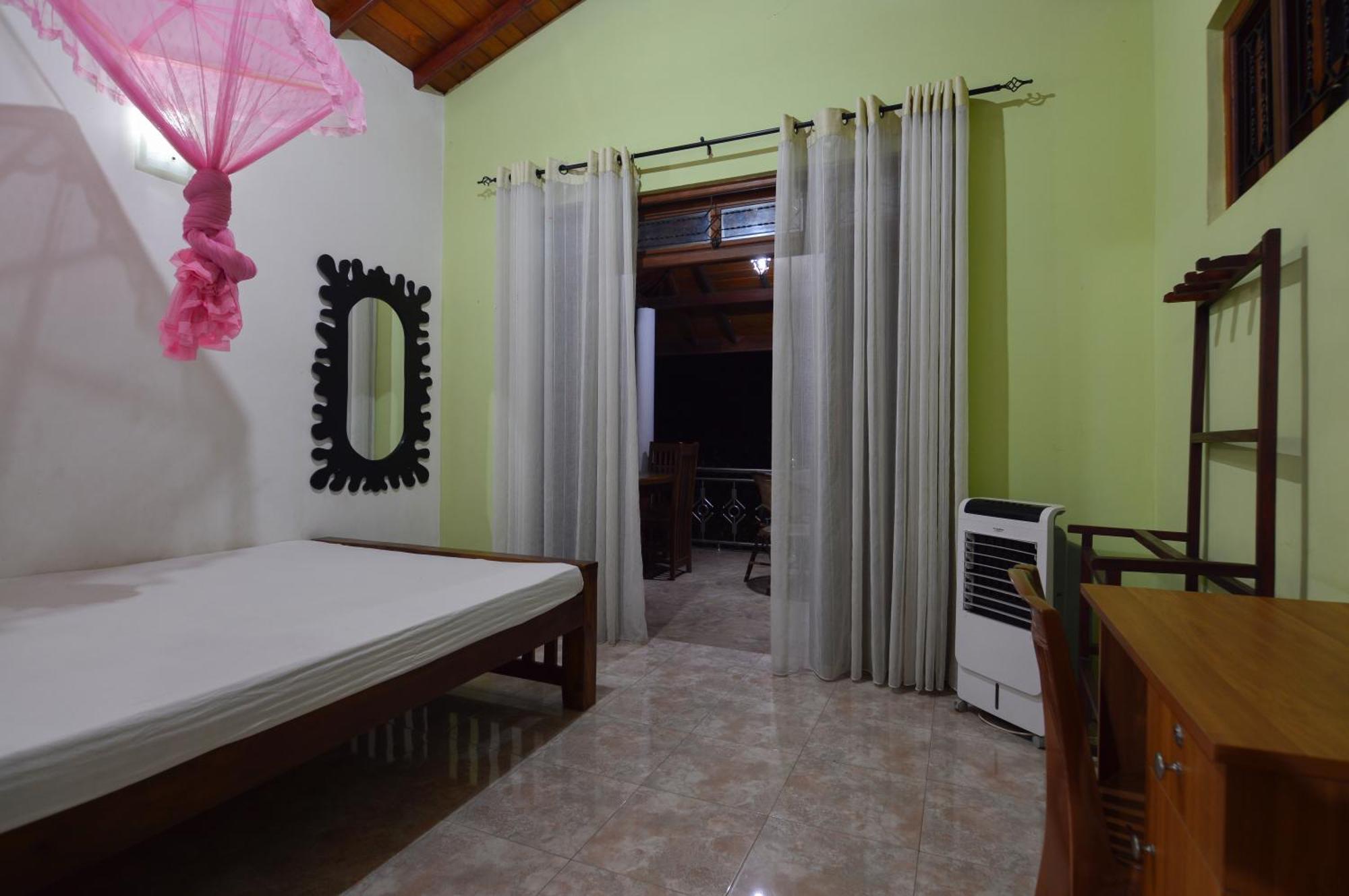 Binara Home Stay Polonnaruwa Buitenkant foto